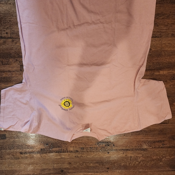 Women's XL T-Shirts - Picture 9 of 10